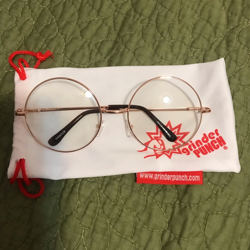 Fashion round eyeglasses